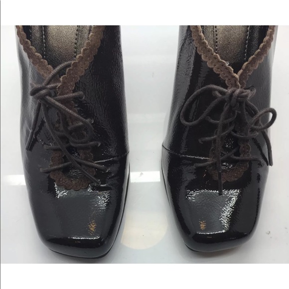 KENNETH COLE Patent Leather Lace-Up Oxford Heels - Picture 5 of 9